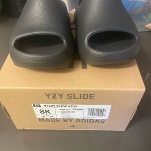 Brand new yeezy slides